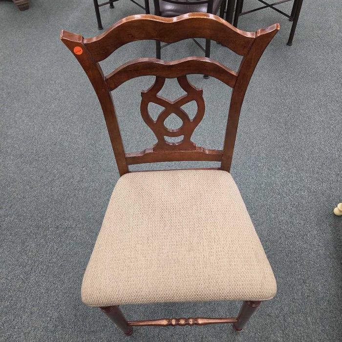SET OF 4 STOOLS BAH