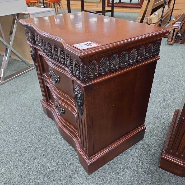 NIGHTSTAND SK