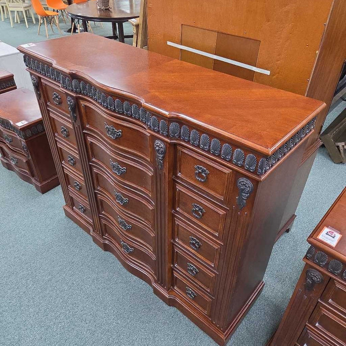 LARGE CHEST OF DRAWERS ATH