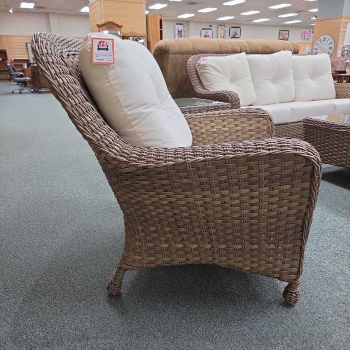 ACCENT CHAIR BBM