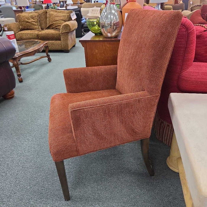 ACCENT CHAIR SK