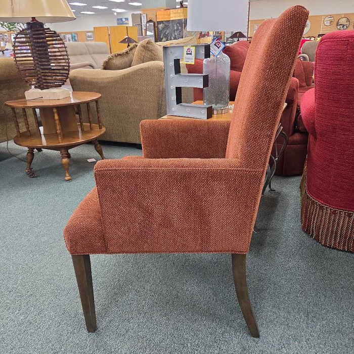 ACCENT CHAIR SK