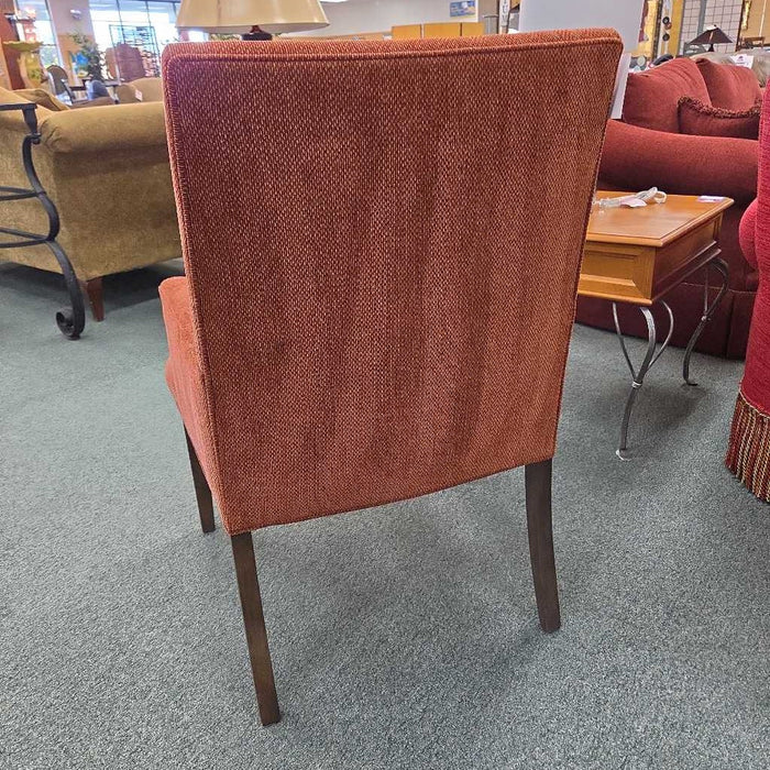 ACCENT CHAIR SK