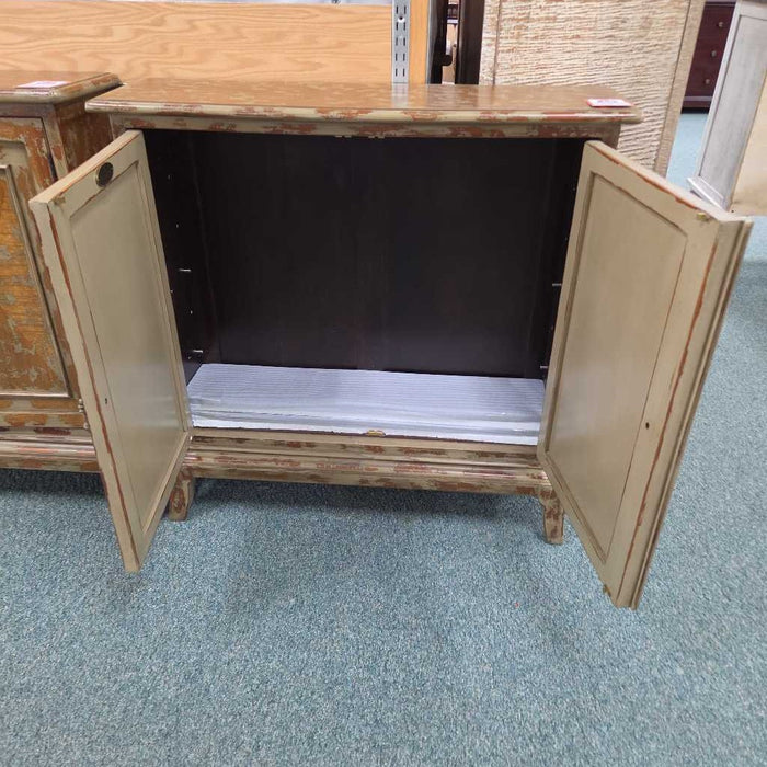 ACCENT CABINET BAH