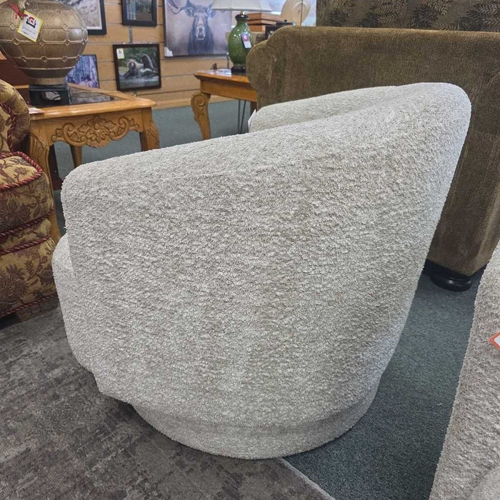 SWIVEL CHAIR BTK