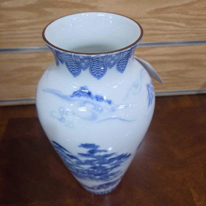 BLUE/WHITE VASE LS
