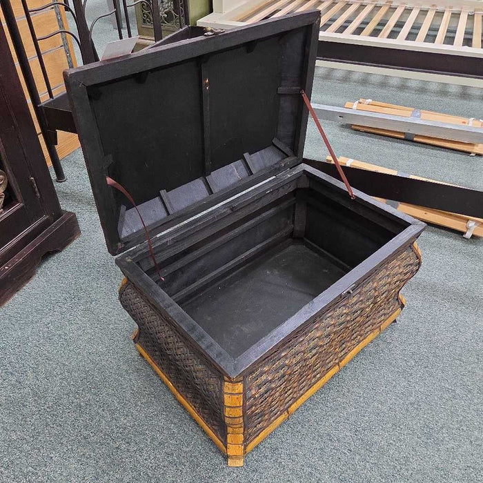 WICKER TRUNK AT