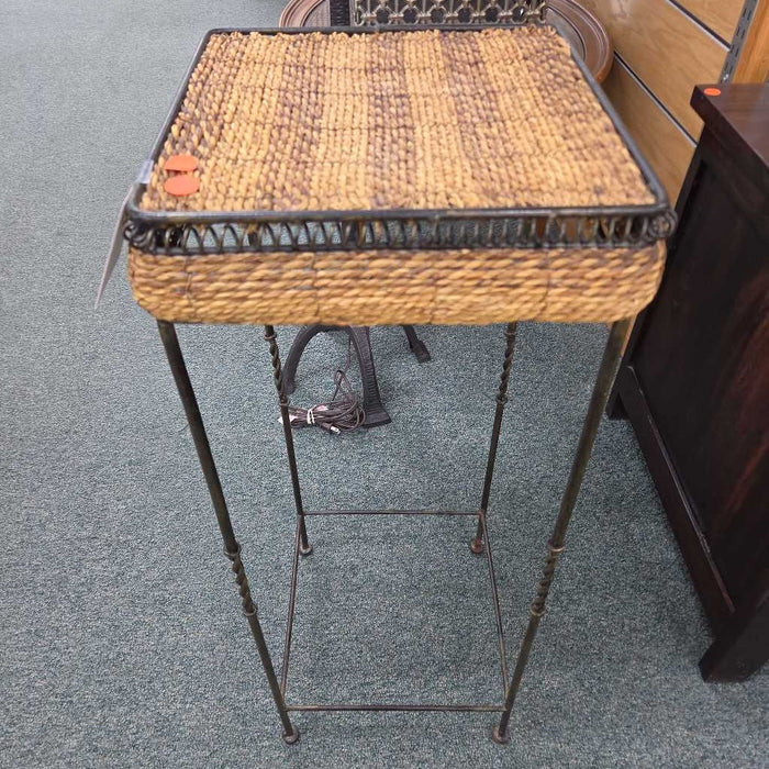 PLANT STAND LS