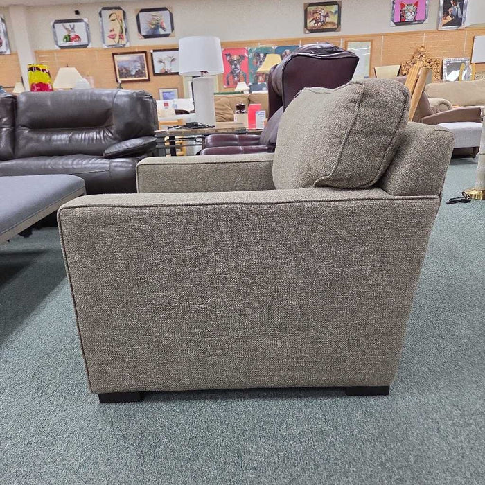 ACCENT CHAIR BBM