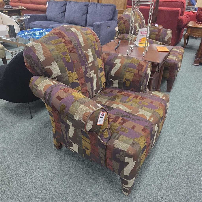 ACCENT CHAIR MI