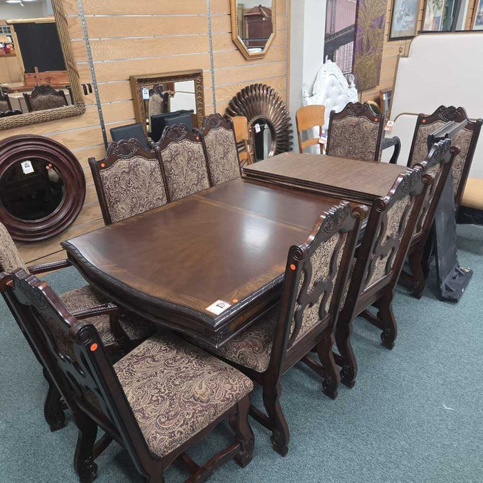 TABLE WITH 2 LEAVES & 10 CHAIRS MIH