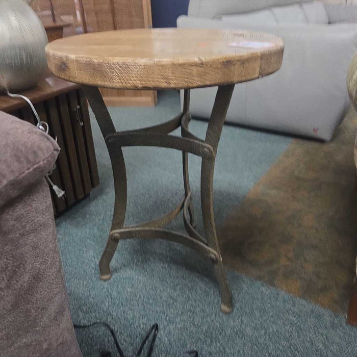 ROUND END TABLE KI