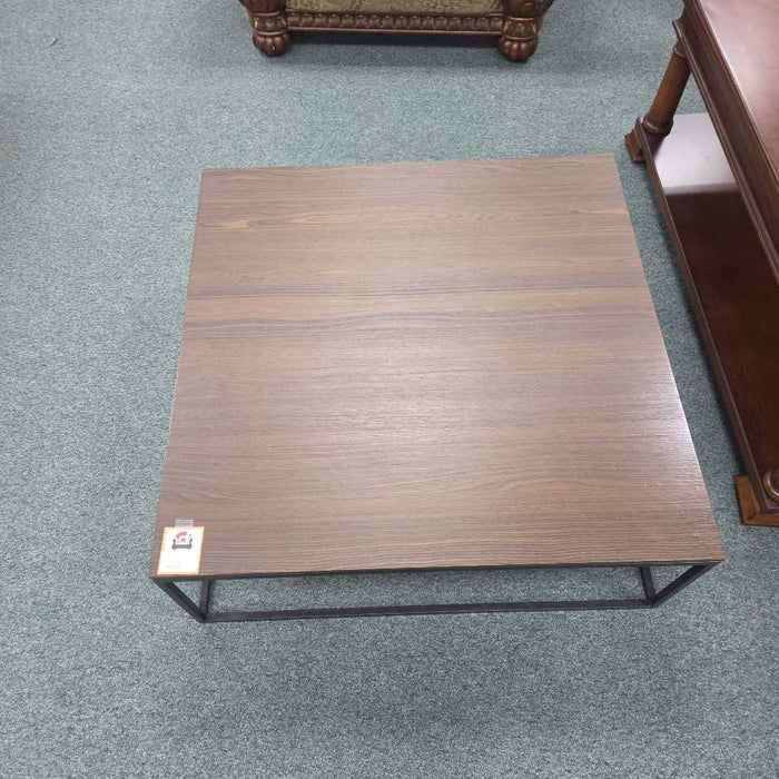 COFFEE TABLE BAH