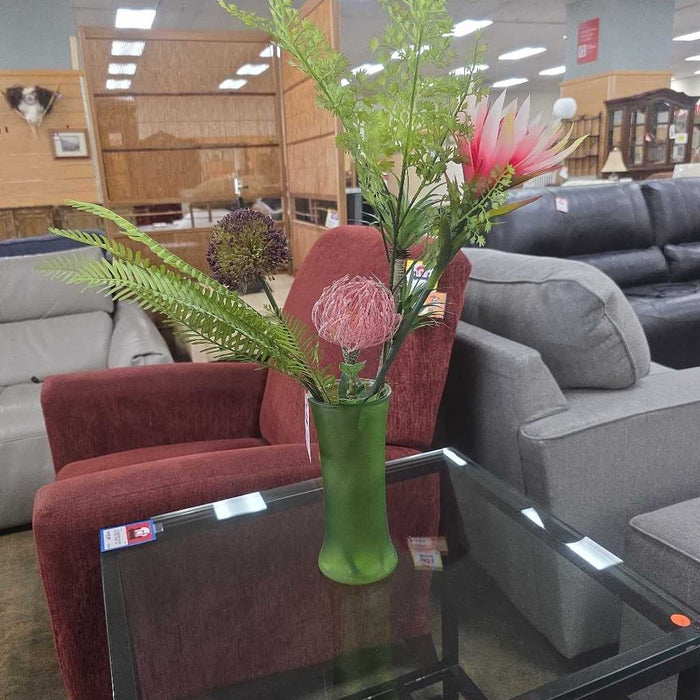 GREEN VASE S
