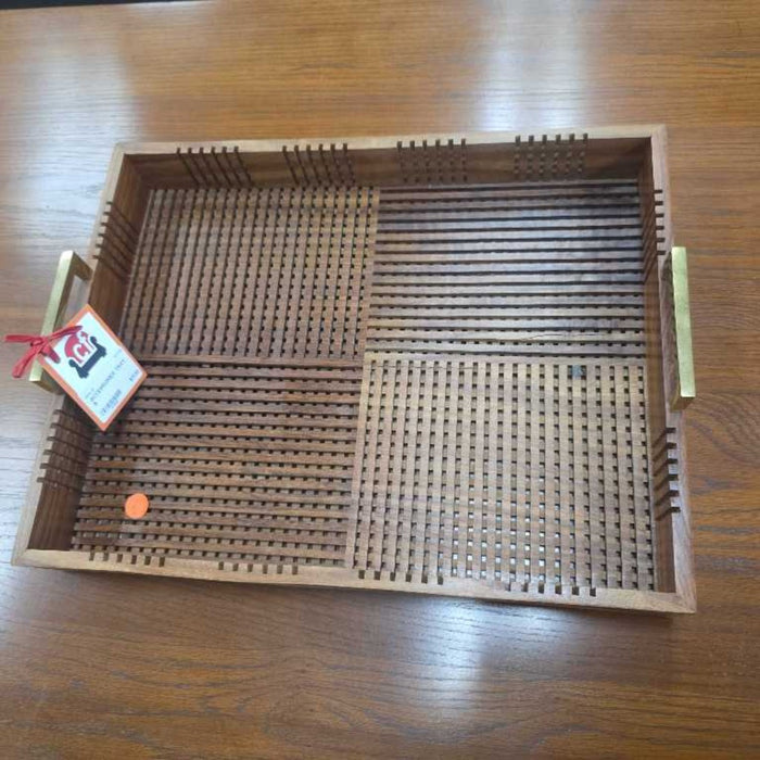 TRAY S