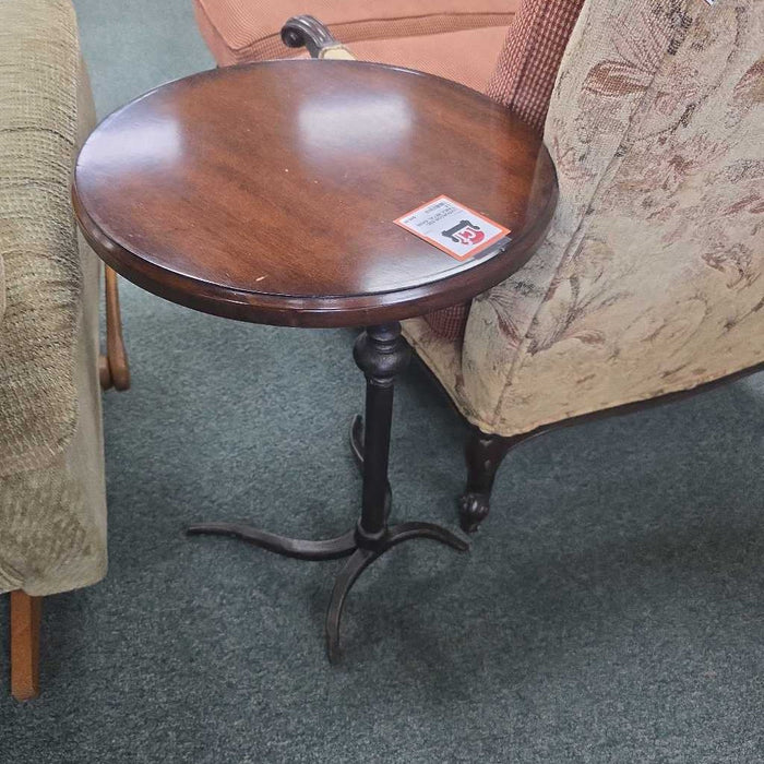 END TABLE METAL BASE LS