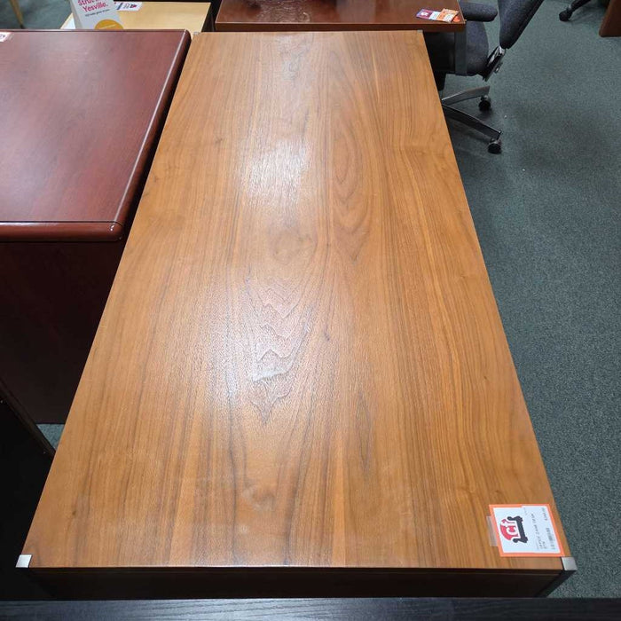 ZANE DESK BTK