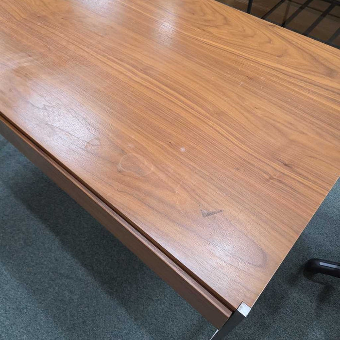 ZANE DESK BTK