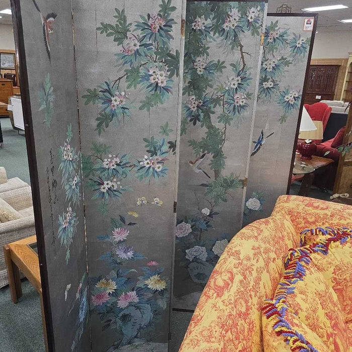 ROOM DIVIDER BTK