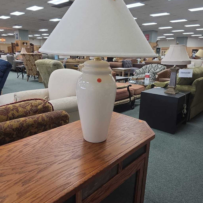 WHITE LAMP BT