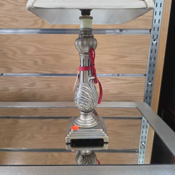 SMALL BRASS LAMP BA