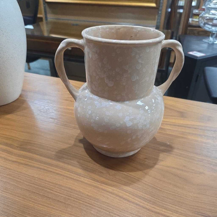 VASE WITH HANDLES BA