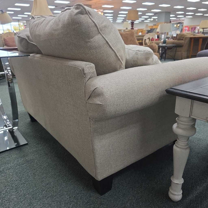 LOVESEAT LSH