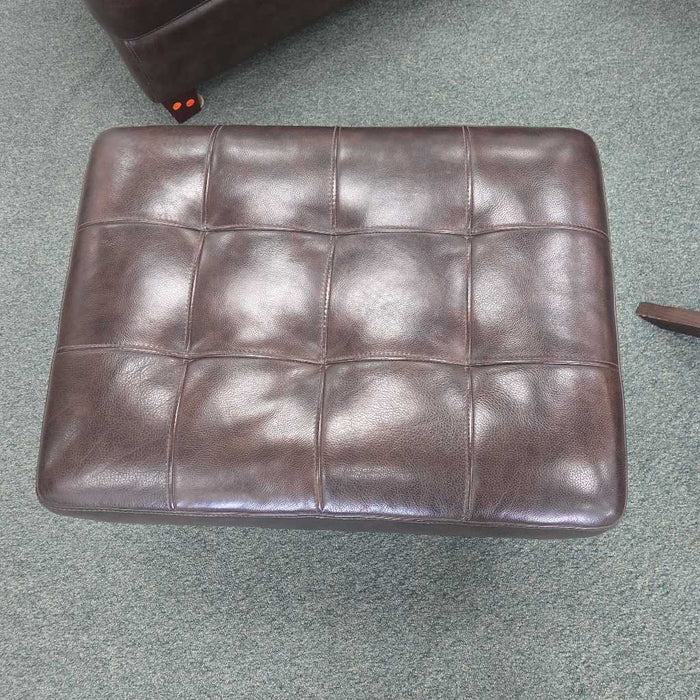 BASSETT CHAIR WITH OTTOMAN LSH
