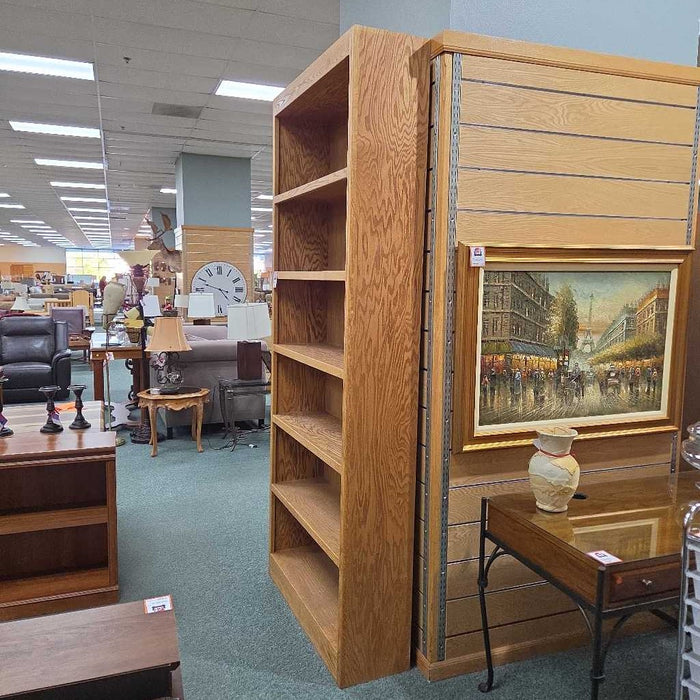 BOOKSHELF BTK