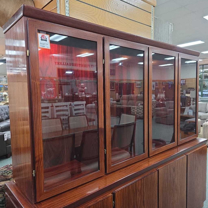 CHINA HUTCH KIK