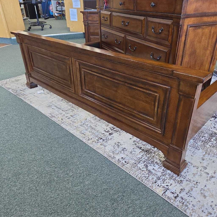HOOKER CAL KING BED ATH