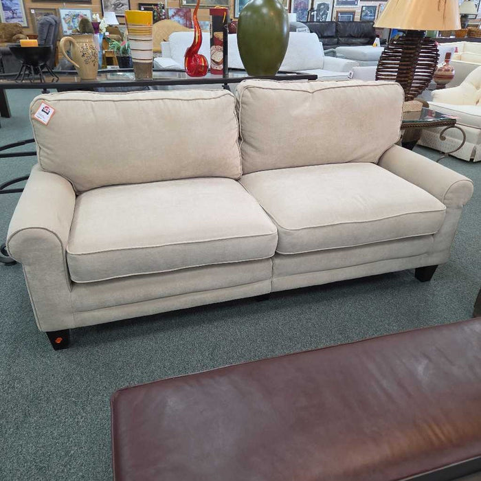 LOVESEAT BBM