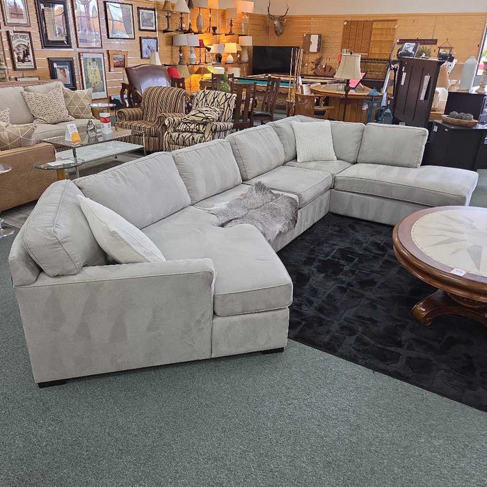SOFA SECTIONAL SKH