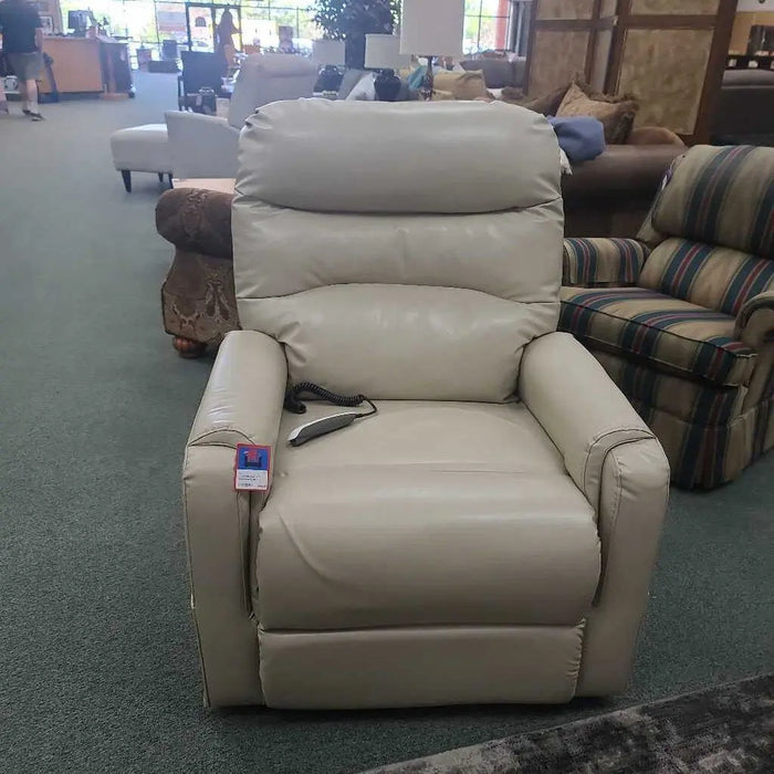 LIFT RECLINER LMH Rock's Consign Furniture Reno