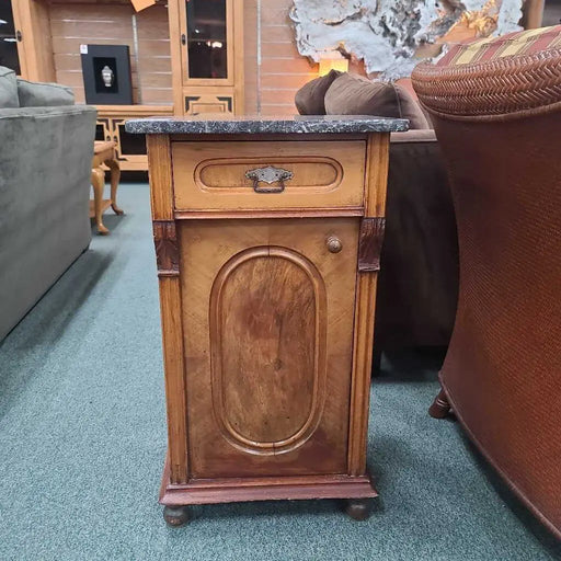 MARBLE ENTRY TABLE CI Rock's Consign Furniture Reno