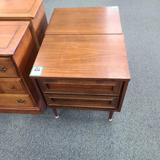 NIGHTSTAND AS Rock's Consign Furniture Reno