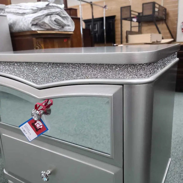 NIGHTSTAND ML Rock's Consign Furniture Reno