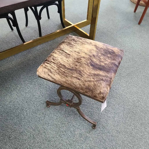 OTTOMAN ML Rock's Consign Furniture Reno