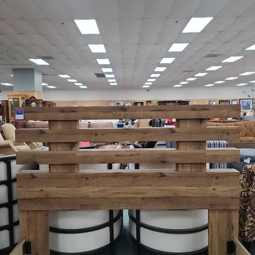 QUEEN BED BLH Rock's Consign Furniture Reno