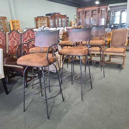SET OF 5 STOOLS BIH Rock's Consign Furniture Reno