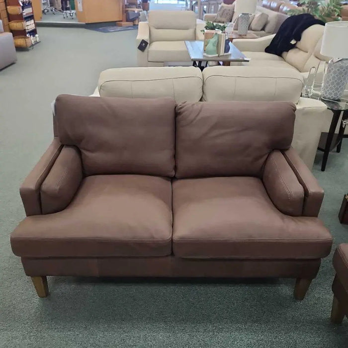 STEWART LEATHER LOVESEAT Rock's Consign Furniture Reno
