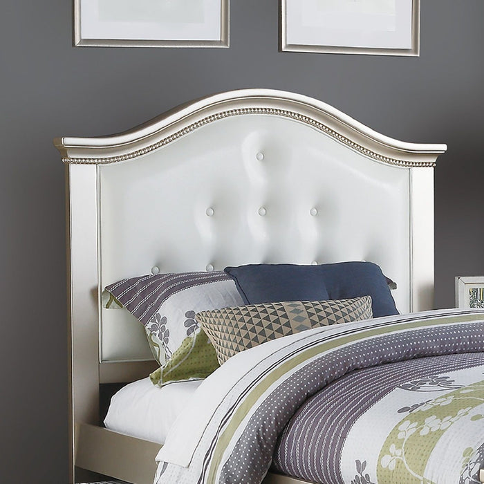Contemporary Style Bed With Trundle