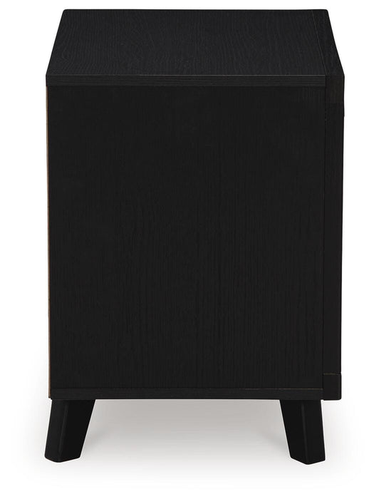 Danziar Queen Panel Headboard, Dresser, Mirror and Nightstand