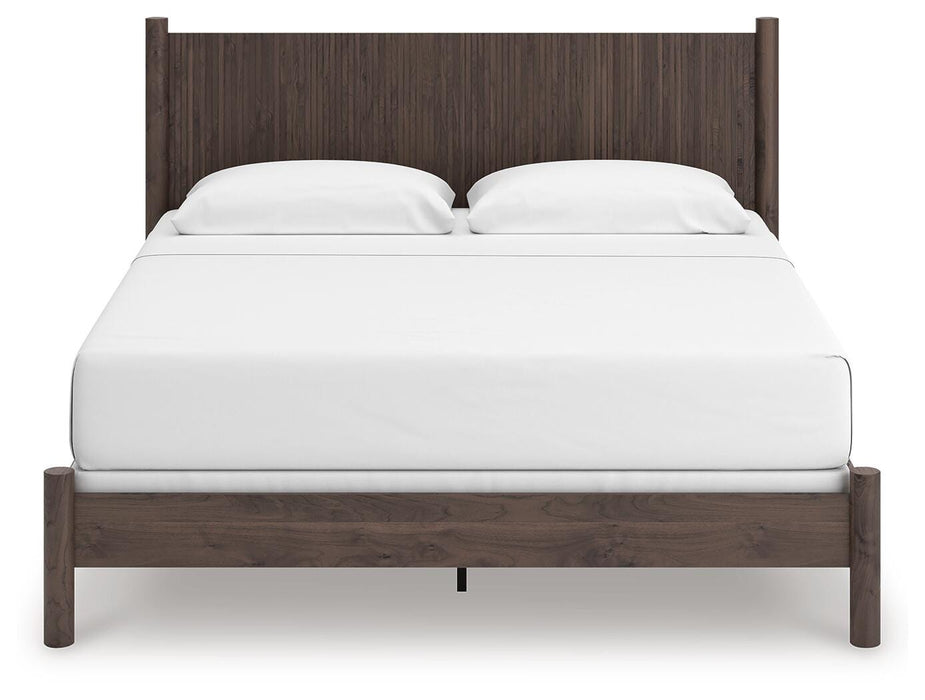 Pamytta King Panel Bed, Dresser, Mirror, Chest and Nightstand