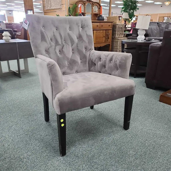 CHAIR ML Rock's Consign Furniture Reno